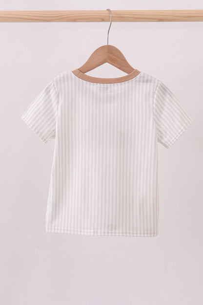 Brown alpaca embroidery top