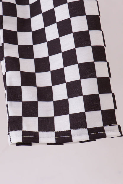 Red character applique checkered pants set