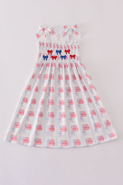 Bow embroidery smocked dress