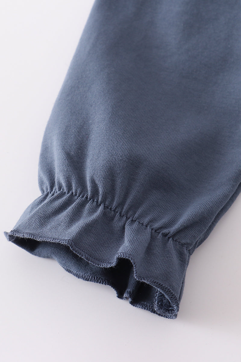 Navy hunting embroidery ruffle pants set