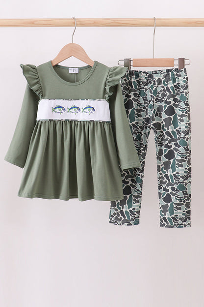 Camouflage fish embroidery ruffle pants set