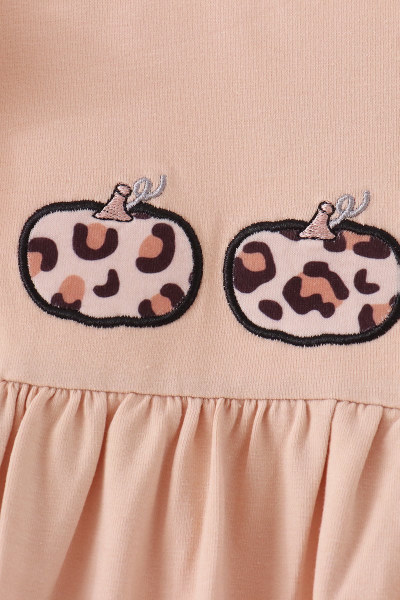 Leopard pumpkin applique dress