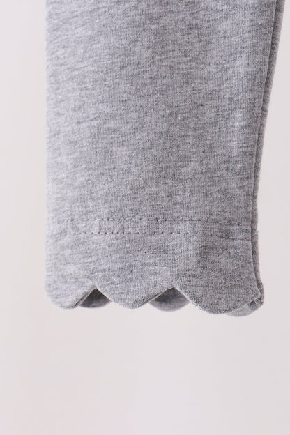 Grey scalloped leggings