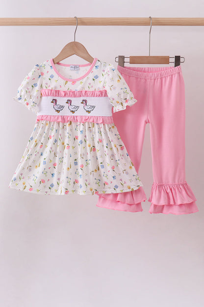 Pink duck embroidery ruffle pants set